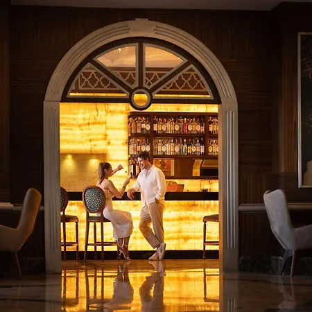 Oz Hotels Sui