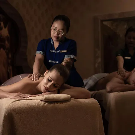 Oz Hotels Sui